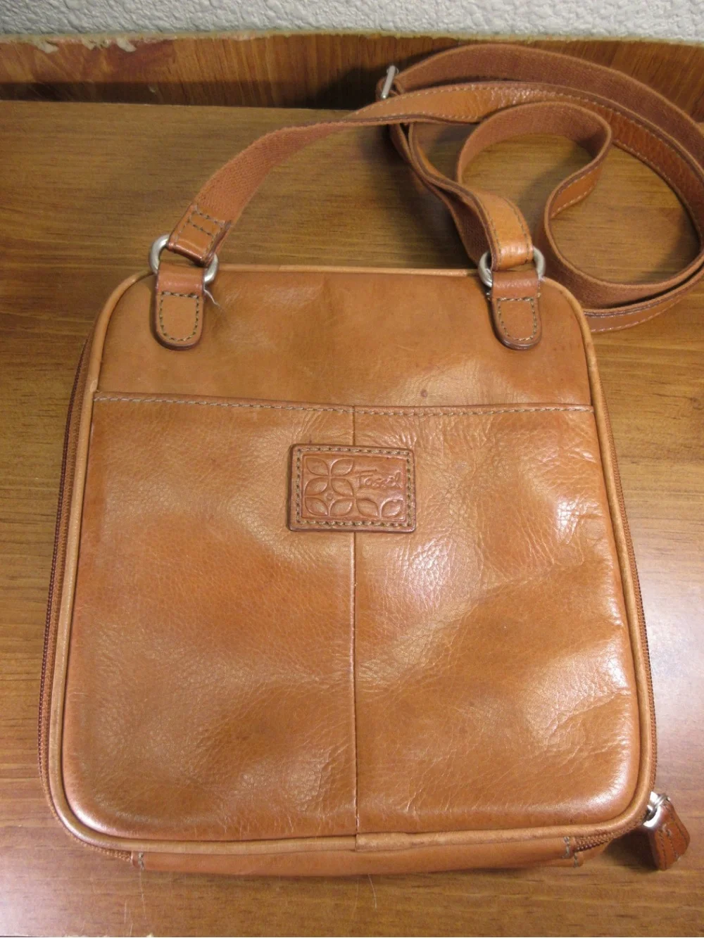 Fossil compact crossbody